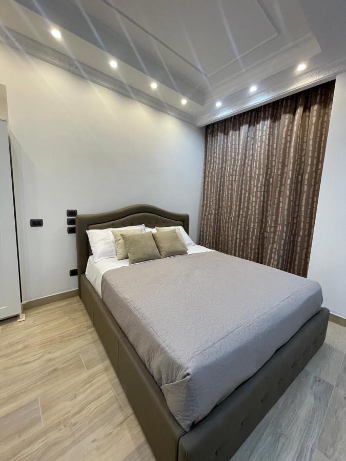 Le Chic Rooms Неаполь Экстерьер фото
